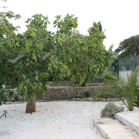 Trullo Aniello * 洛科罗通多